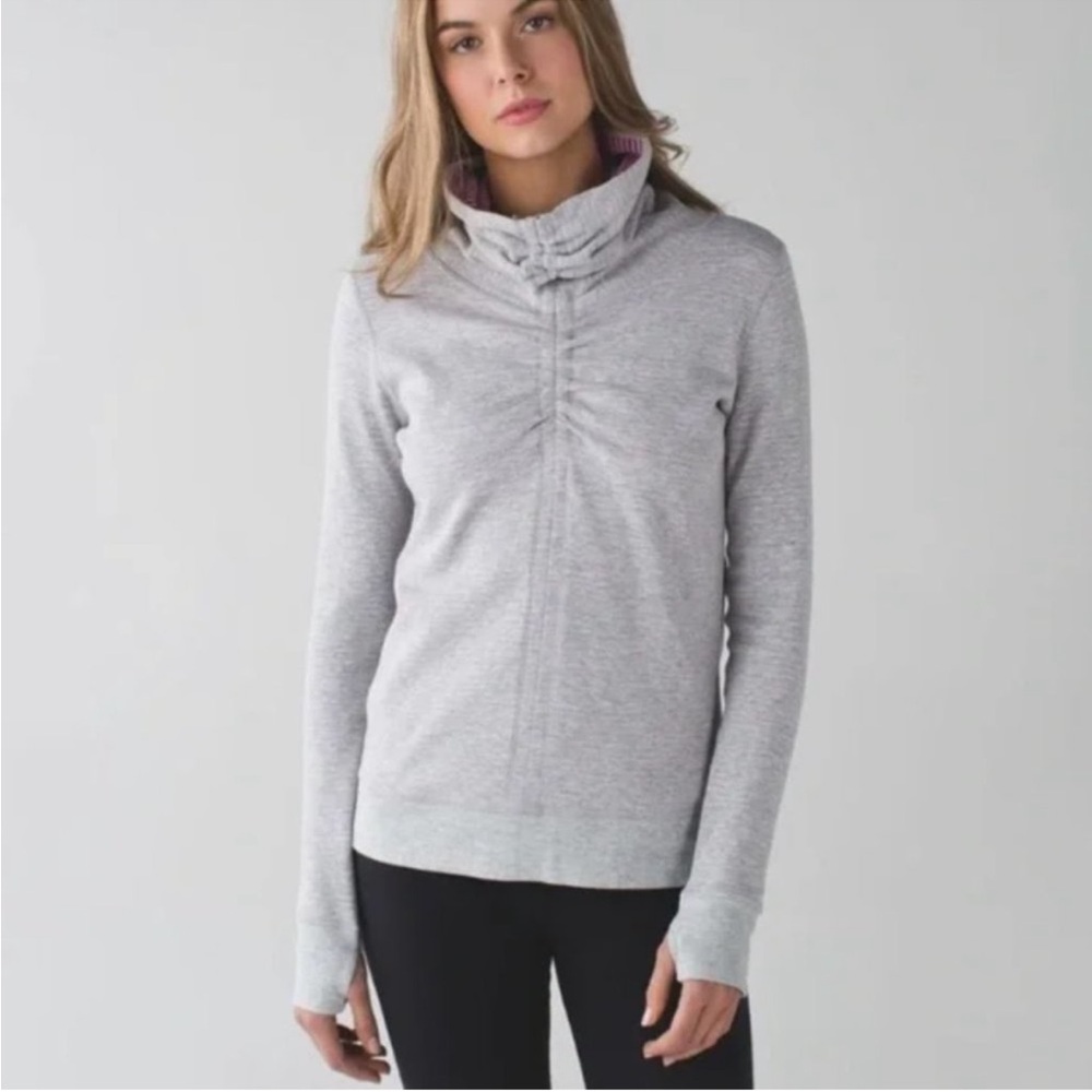 Lululemon In A Cinch Reversible Cowl Neck Pullover Womens